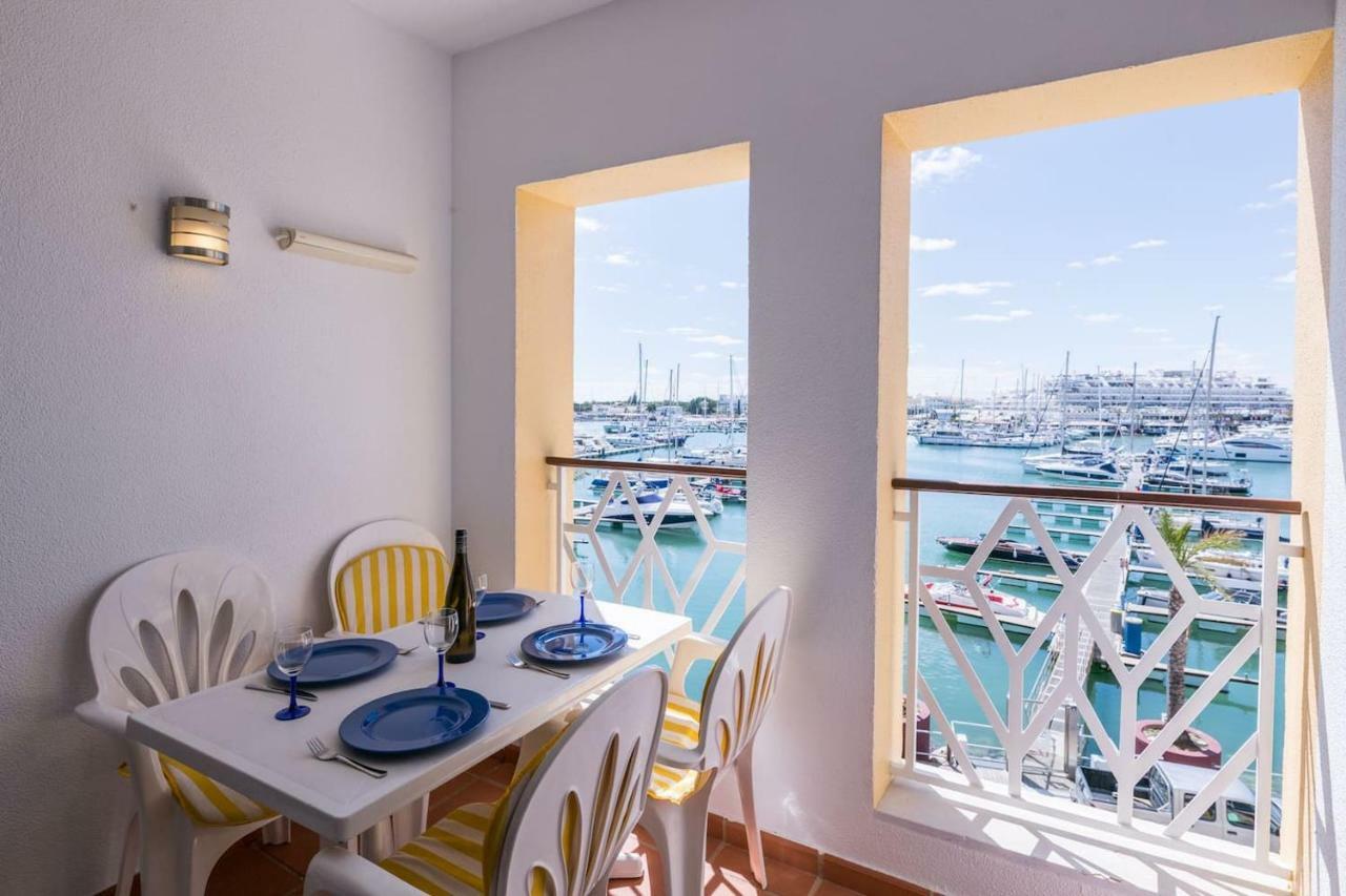Lovelystay - Two Bedroom Duplex At Marina *