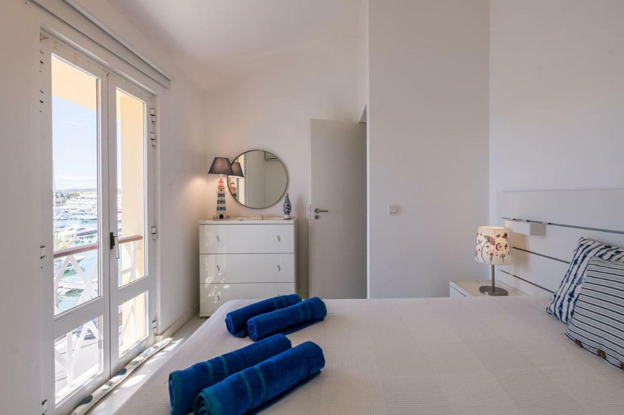 Lovelystay - Two Bedroom Duplex At Marina Apartment *